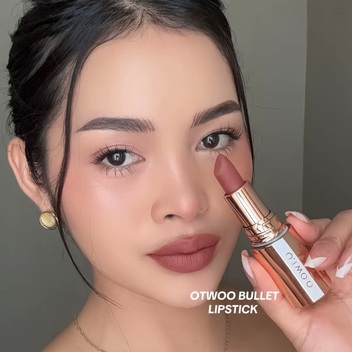 O.TWO.O Transfer-proof Colour-Lock Matte Lipstick